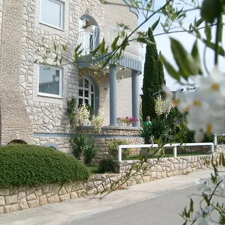 In With Terrace, Air Condition, Wifi, Washing Machine Apartment Rovinj