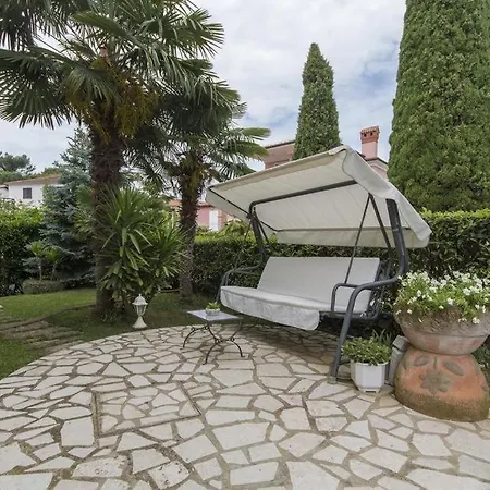 In With Terrace, Air Condition, Wifi, Washing Machine
